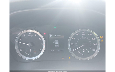 Hyundai Sonata 2.4L I-4 DI, DOHC, VVT, 185HP Front Wheel Drive - автомобили, коли, обяви за нови и употребявани 6