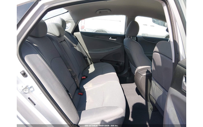 Hyundai Sonata 2.4L I-4 DI, DOHC, VVT, 190HP Front Wheel Drive - автомобили, коли, обяви за нови и употребявани 7