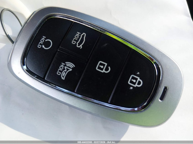 Hyundai Sonata 2.5L I-4 DI, DOHC, VVT, 191HP Front Wheel Drive - автомобили, коли, обяви за нови и употребявани 10