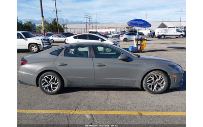 Hyundai Sonata 2.5L I-4 DI, DOHC, VVT, 191HP Front Wheel Drive - автомобили, коли, обяви за нови и употребявани 12