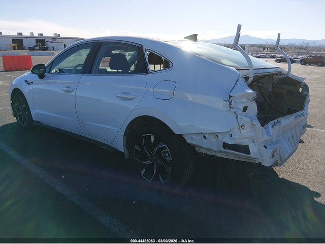 Hyundai Sonata 2.5L I-4 DI, DOHC, VVT, 191HP Front Wheel Drive - автомобили, коли, обяви за нови и употребявани 2