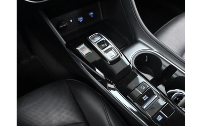 Hyundai Sonata - автомобили, коли, обяви за нови и употребявани 8