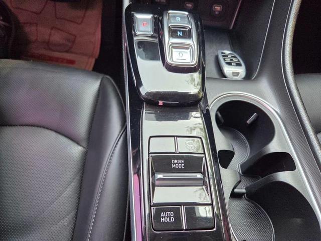 Hyundai Sonata - автомобили, коли, обяви за нови и употребявани 10