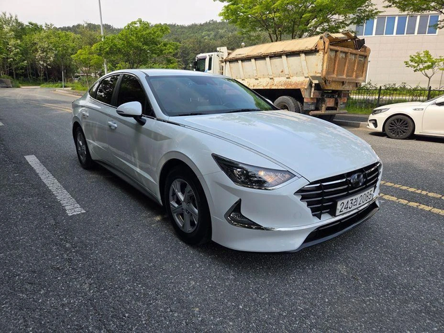 Hyundai Sonata - автомобили, коли, обяви за нови и употребявани 2