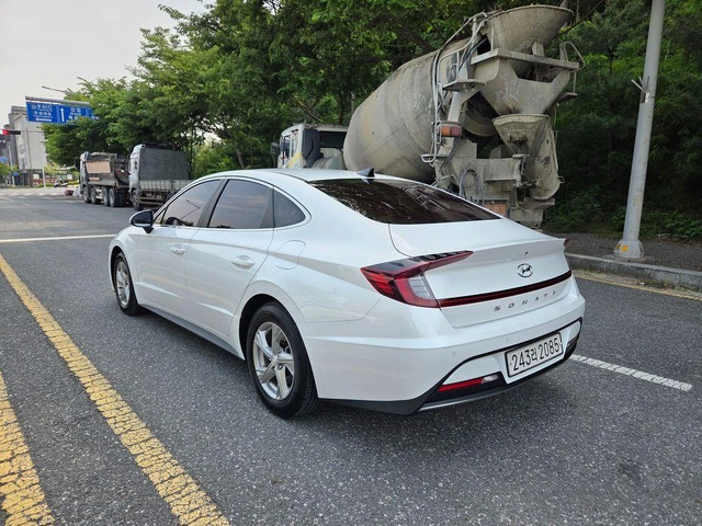 Hyundai Sonata - автомобили, коли, обяви за нови и употребявани 5