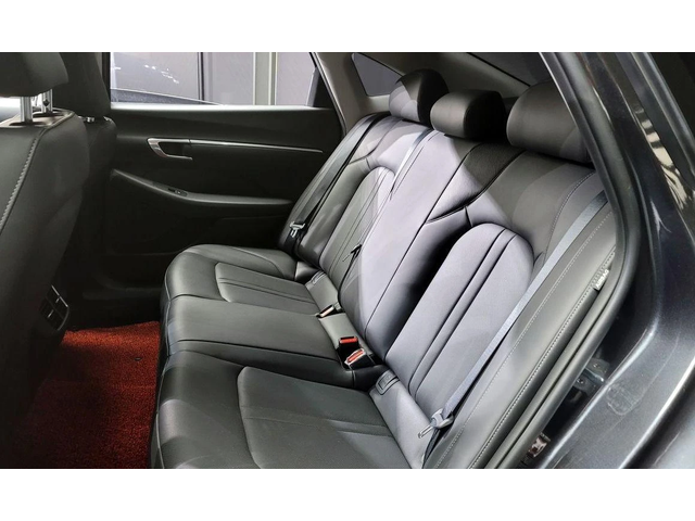 Hyundai Sonata - автомобили, коли, обяви за нови и употребявани 11