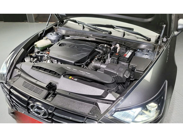 Hyundai Sonata - автомобили, коли, обяви за нови и употребявани 5