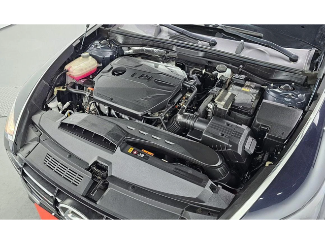 Hyundai Sonata - автомобили, коли, обяви за нови и употребявани 5