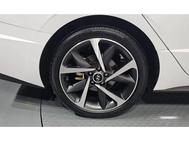 Hyundai Sonata - автомобили, коли, обяви за нови и употребявани 4