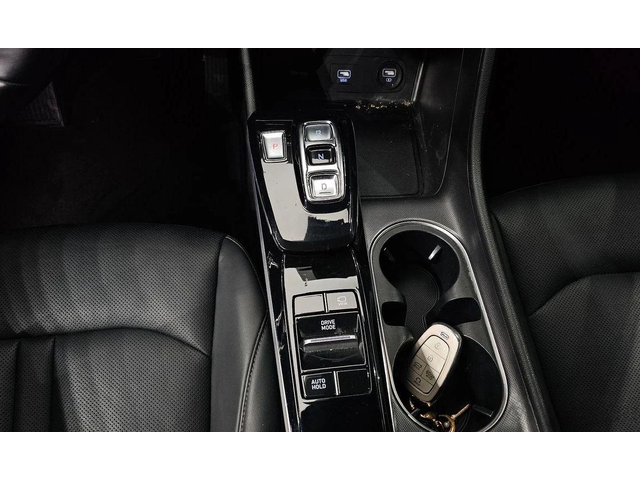 Hyundai Sonata - автомобили, коли, обяви за нови и употребявани 8