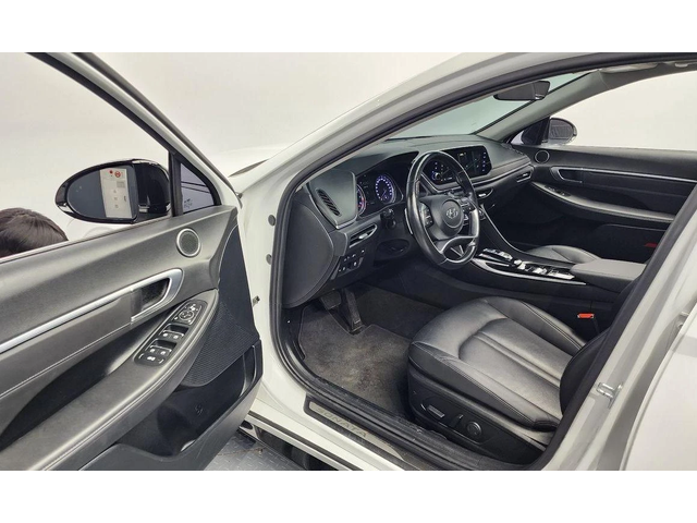 Hyundai Sonata - автомобили, коли, обяви за нови и употребявани 9