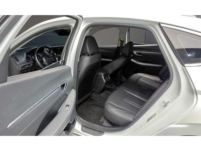 Hyundai Sonata - автомобили, коли, обяви за нови и употребявани 10