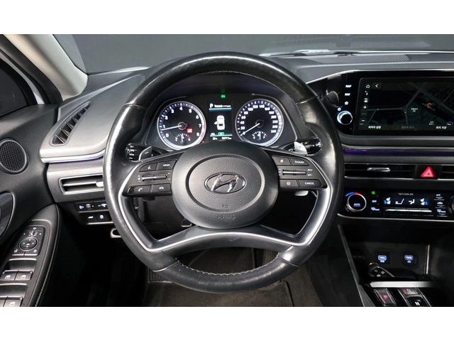 Hyundai Sonata - автомобили, коли, обяви за нови и употребявани 12