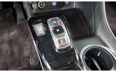 Hyundai Sonata - автомобили, коли, обяви за нови и употребявани 8