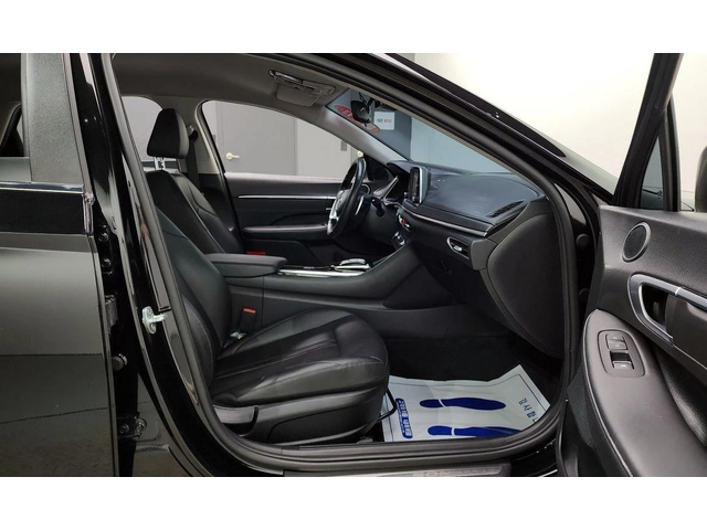 Hyundai Sonata - автомобили, коли, обяви за нови и употребявани 12