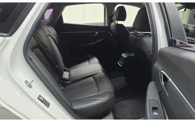 Hyundai Sonata - автомобили, коли, обяви за нови и употребявани 10