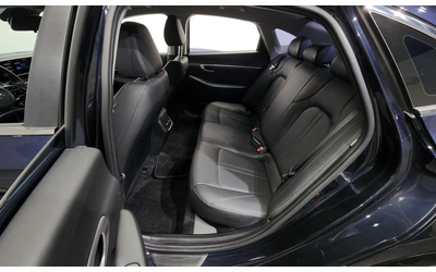 Hyundai Sonata - автомобили, коли, обяви за нови и употребявани 10