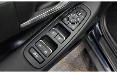 Hyundai Sonata - автомобили, коли, обяви за нови и употребявани 13