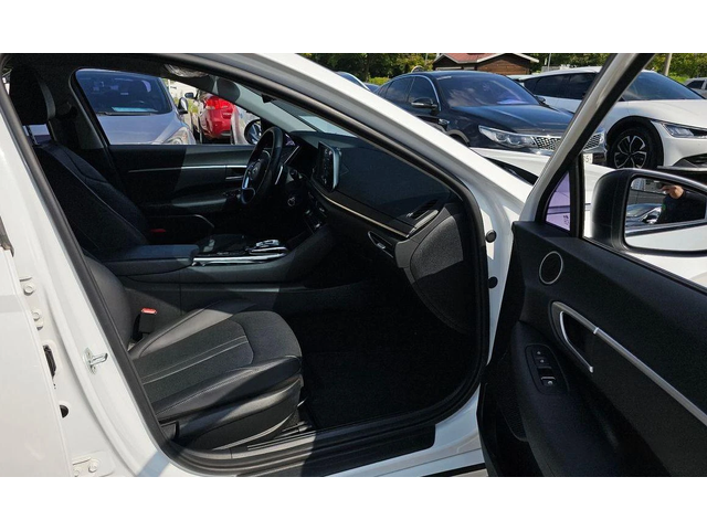 Hyundai Sonata - автомобили, коли, обяви за нови и употребявани 9