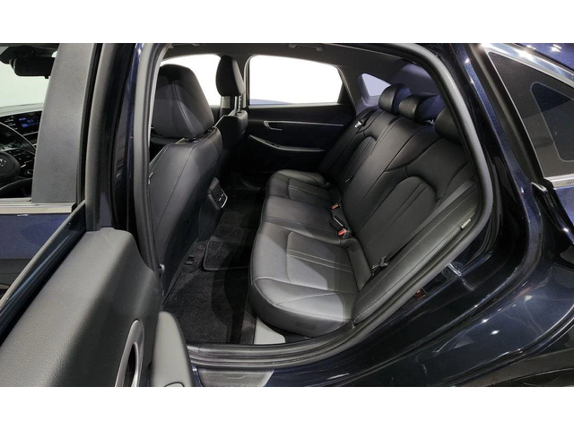 Hyundai Sonata - автомобили, коли, обяви за нови и употребявани 10