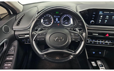 Hyundai Sonata - автомобили, коли, обяви за нови и употребявани 12