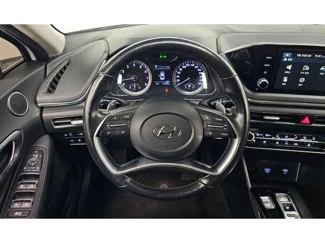 Hyundai Sonata - автомобили, коли, обяви за нови и употребявани 12