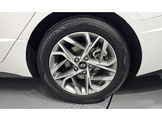 Hyundai Sonata - автомобили, коли, обяви за нови и употребявани 4