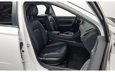 Hyundai Sonata - автомобили, коли, обяви за нови и употребявани 9