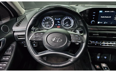 Hyundai Sonata - автомобили, коли, обяви за нови и употребявани 12