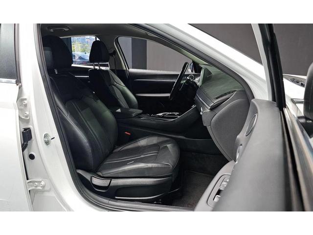 Hyundai Sonata - автомобили, коли, обяви за нови и употребявани 9