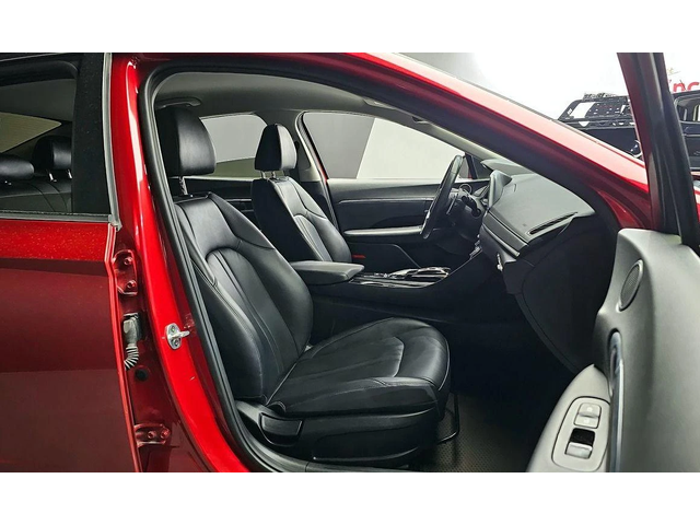 Hyundai Sonata - автомобили, коли, обяви за нови и употребявани 8