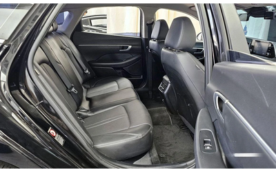 Hyundai Sonata - автомобили, коли, обяви за нови и употребявани 11