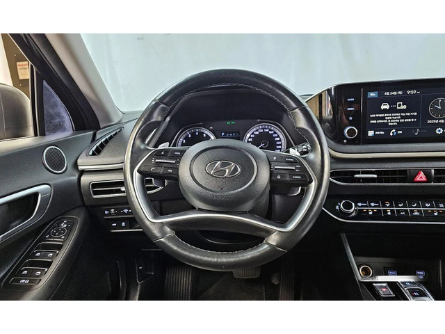 Hyundai Sonata - автомобили, коли, обяви за нови и употребявани 12