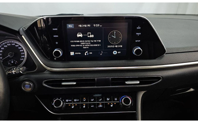 Hyundai Sonata - автомобили, коли, обяви за нови и употребявани 13