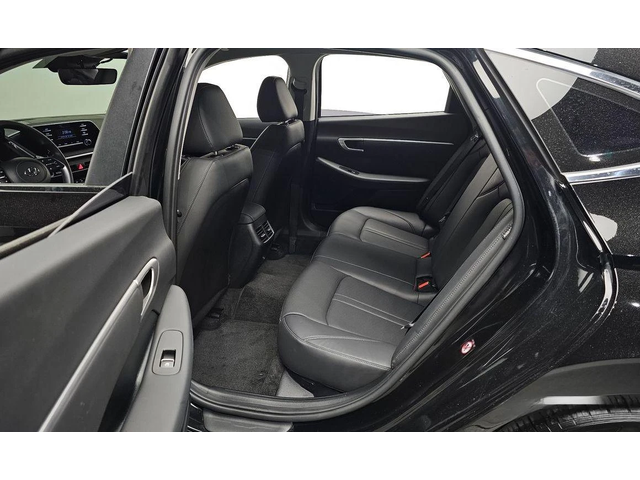 Hyundai Sonata - автомобили, коли, обяви за нови и употребявани 10