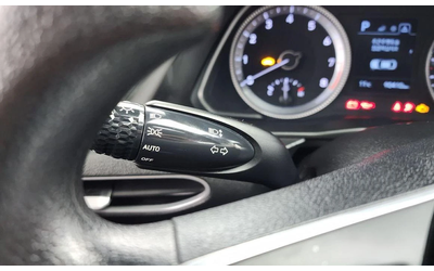 Hyundai Sonata - автомобили, коли, обяви за нови и употребявани 14