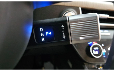 Hyundai Sonata 2.0 LPG * НАЙ-ДОБРА ЦЕНА В БЪЛГАРИЯ* - автомобили, коли, обяви за нови и употребявани 8