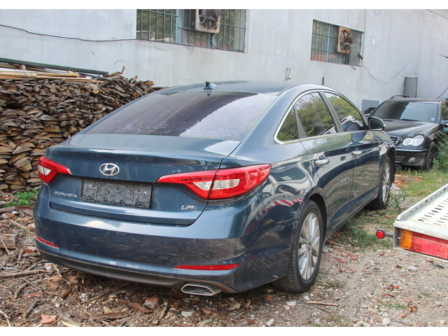 Hyundai Sonata ударен - продава се цял - автомобили, коли, обяви за нови и употребявани 3