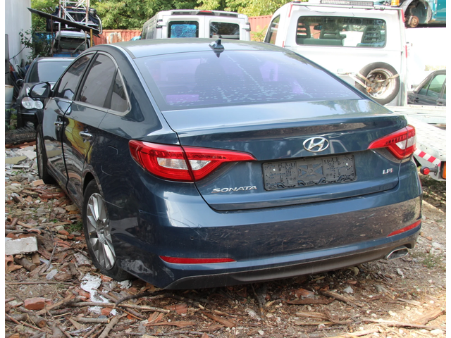 Hyundai Sonata ударен - продава се цял - автомобили, коли, обяви за нови и употребявани 5