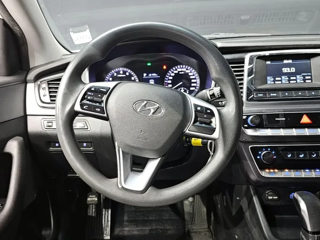 Hyundai Sonata 2.0 Style - автомобили, коли, обяви за нови и употребявани 12