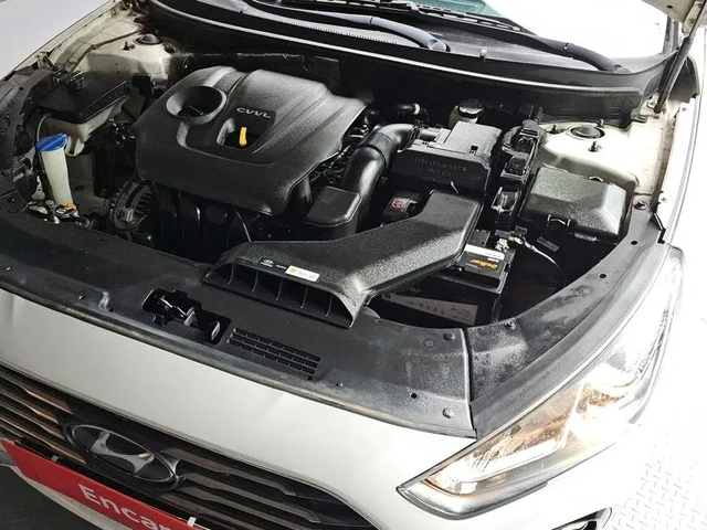 Hyundai Sonata 2.0 Style - автомобили, коли, обяви за нови и употребявани 5