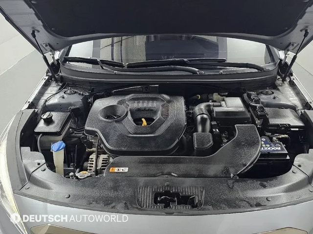 Hyundai Sonata 2.0 Smart - автомобили, коли, обяви за нови и употребявани 5