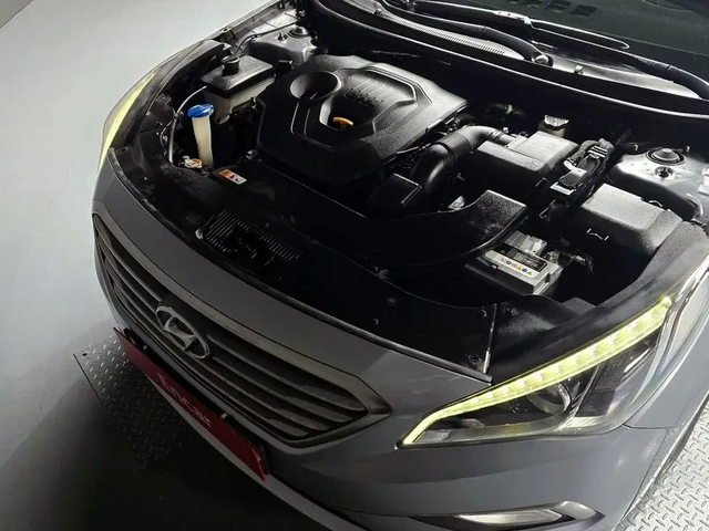 Hyundai Sonata 2.0 Smart - автомобили, коли, обяви за нови и употребявани 5