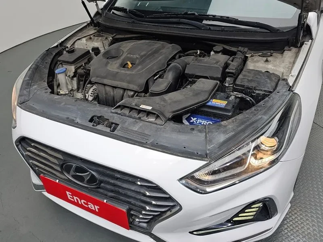 Hyundai Sonata 2.0 Style - автомобили, коли, обяви за нови и употребявани 10