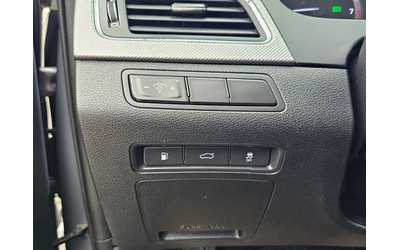 Hyundai Sonata - автомобили, коли, обяви за нови и употребявани 15