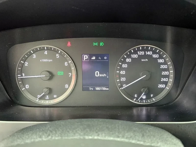 Hyundai Sonata - автомобили, коли, обяви за нови и употребявани 7