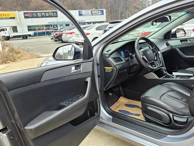 Hyundai Sonata - автомобили, коли, обяви за нови и употребявани 9