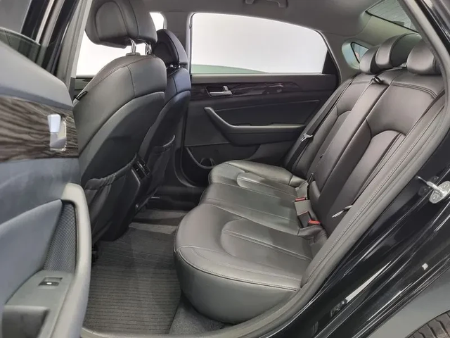 Hyundai Sonata 2.0 Smart - автомобили, коли, обяви за нови и употребявани 12