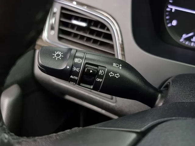 Hyundai Sonata 2.0 Smart - автомобили, коли, обяви за нови и употребявани 16