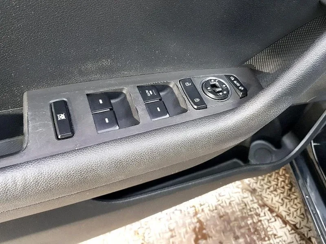 Hyundai Sonata 2.0 Style - автомобили, коли, обяви за нови и употребявани 10